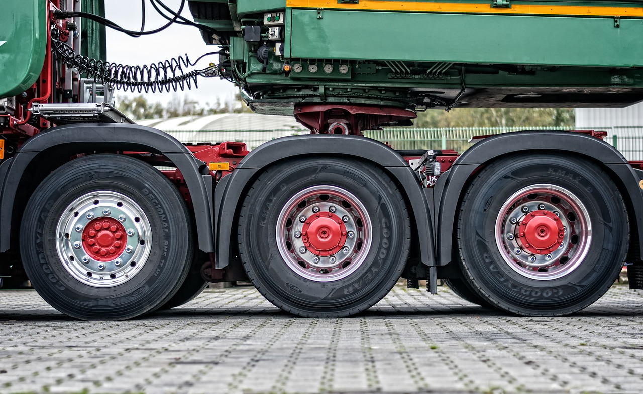The Hidden Costs of DIY Equipment Hauling—and Why RigX Gets It Right